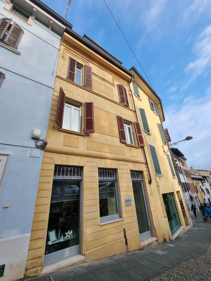 La Finestra Sul Castello Desenzano-By Goccia Di Lago Десенцано дел Гарда Екстериор снимка